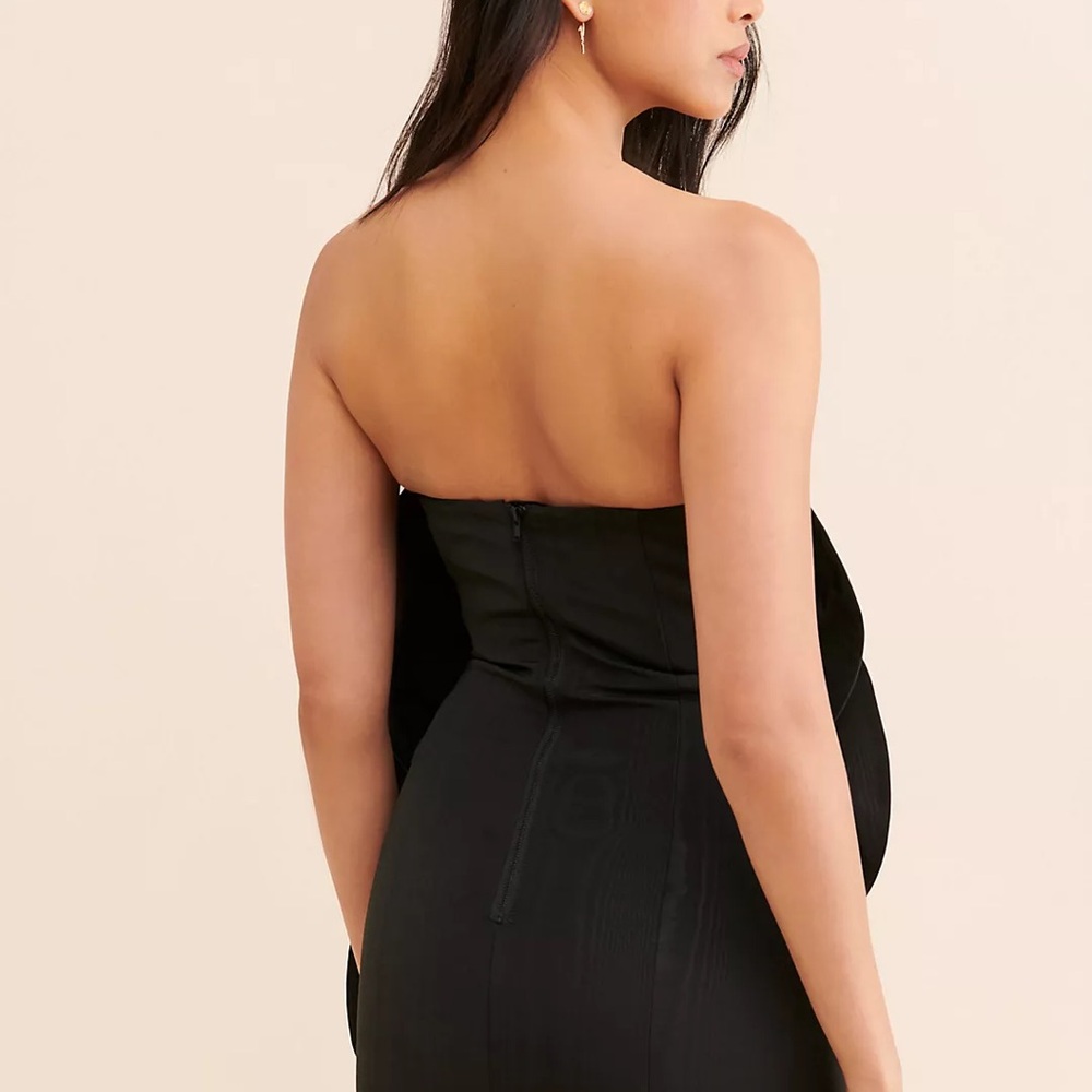 Bardot Dominique Black Strapless Mini Dress with Large Floral Detail Size6 - Picture 3 of 4